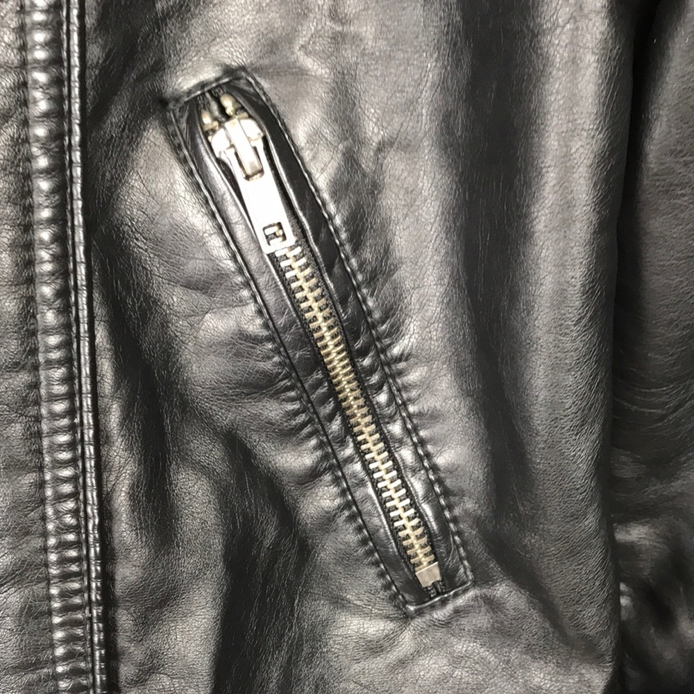 Faux leather jacket size M - Picture 4 of 6